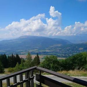 Grand 4 Personnes St Honoré 1500 Appartement Comboursiere